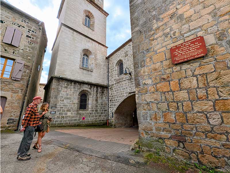 Pradelles en Auvergne : son histoire et son patrimoine médiéval