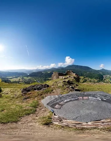 La Haute-Loire en 360 - Château d'Artias