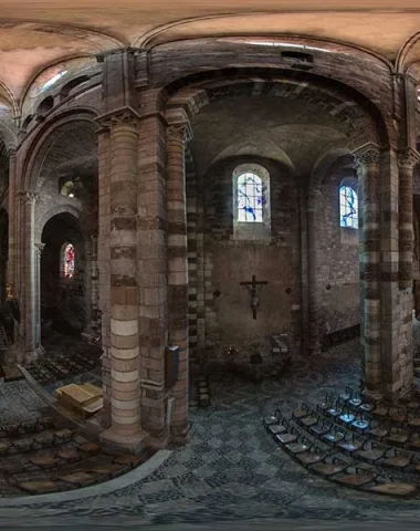 La Haute-Loire en 360 - Nef de la Basilique Saint Julien de Brioude